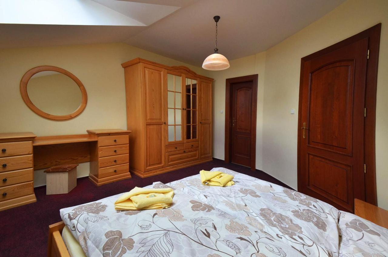 Hotel Lesana Stará Lesná Екстериор снимка