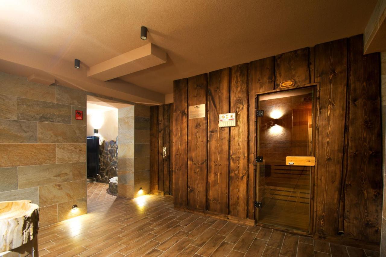 Hotel Lesana Stará Lesná Екстериор снимка