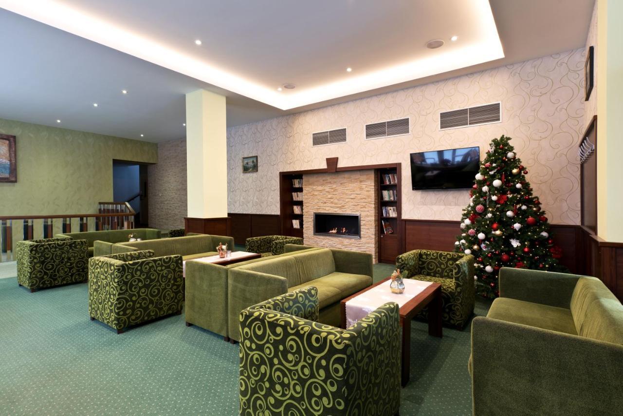 Hotel Lesana Stará Lesná Екстериор снимка