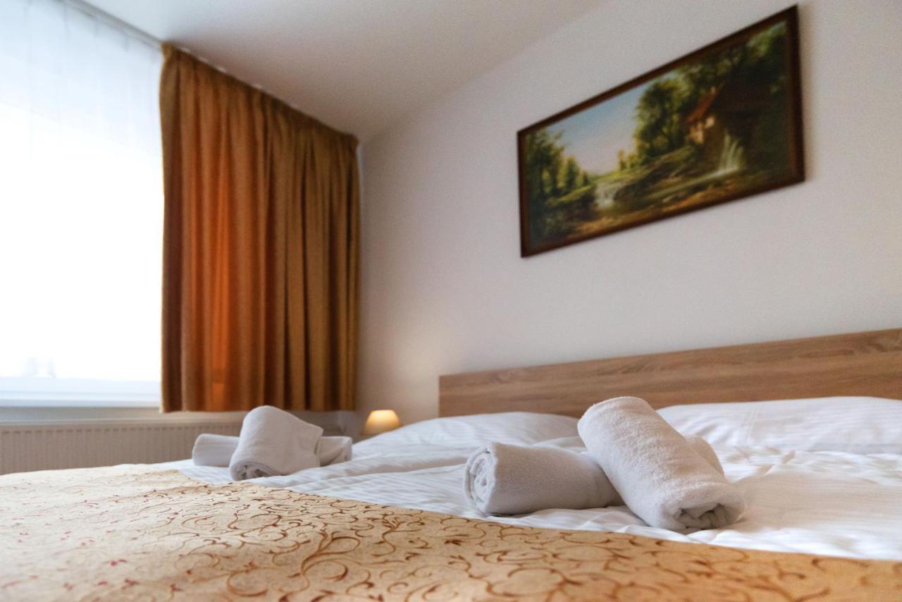 Hotel Lesana Stará Lesná Екстериор снимка