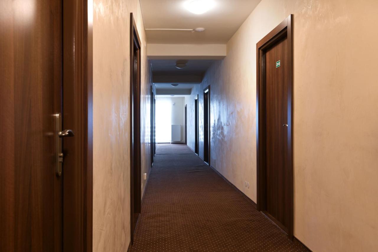 Hotel Lesana Stará Lesná Екстериор снимка