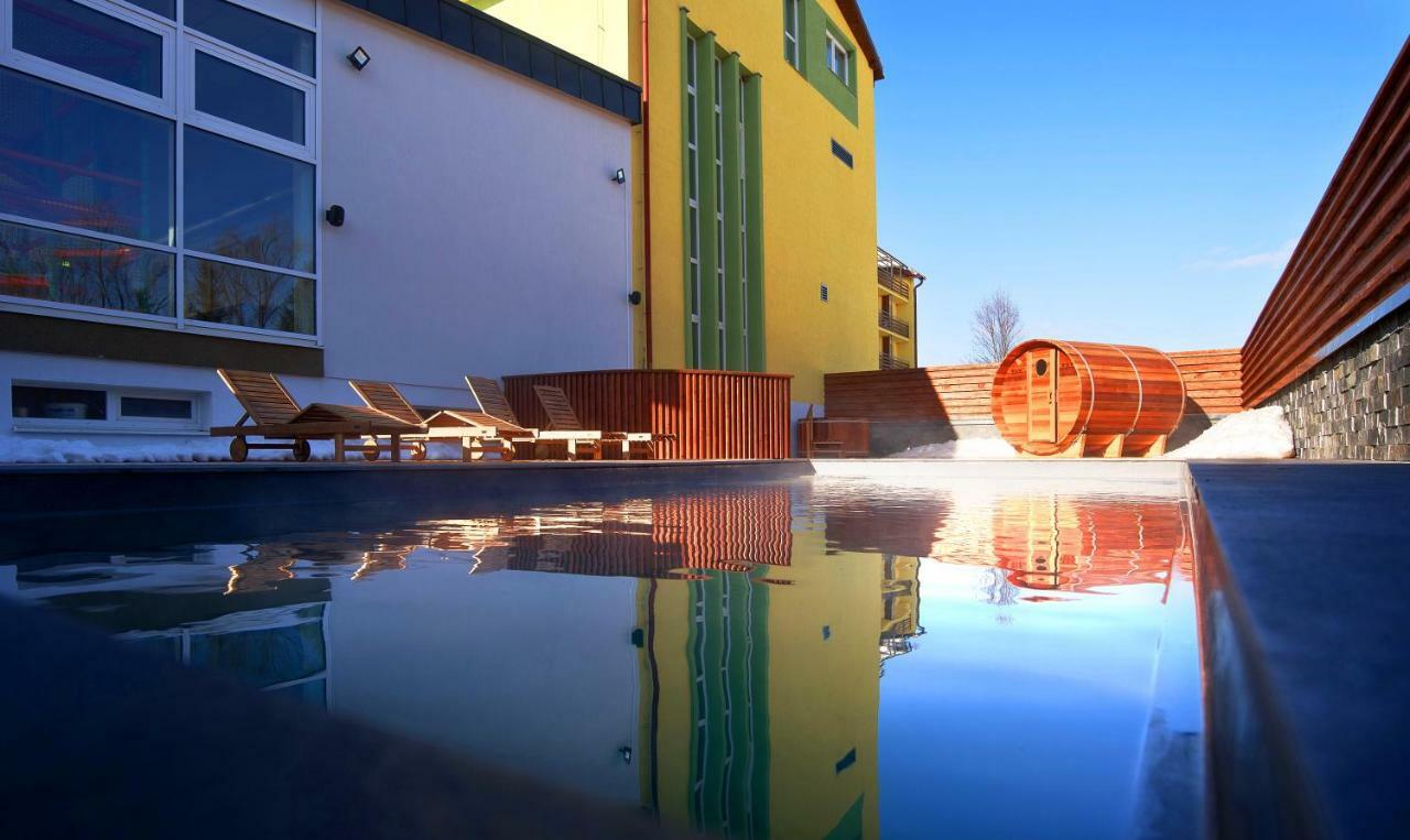 Hotel Lesana Stará Lesná Екстериор снимка